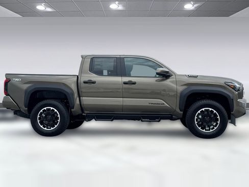 New 2026 Toyota Tacoma TRD Sport AWD/4WD image 2