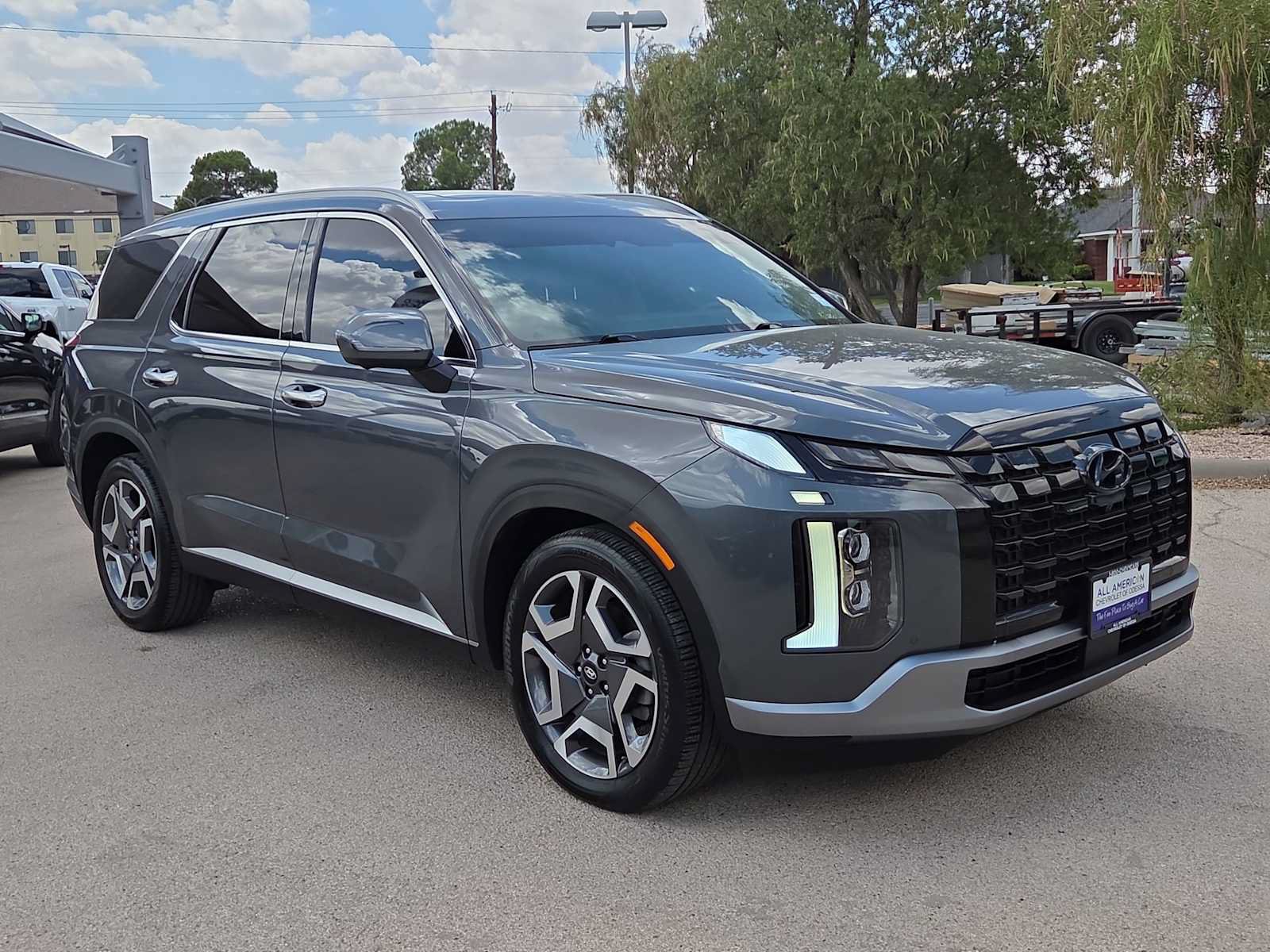 Used 2025 Hyundai Palisade SEL AWD/4WD image 2
