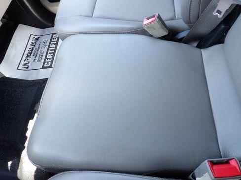 Used 2018 Ford F450 XL RWD image 39
