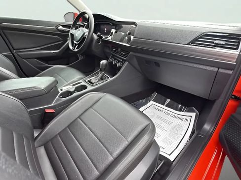 Used 2021 Volkswagen Jetta SEL FWD image 10