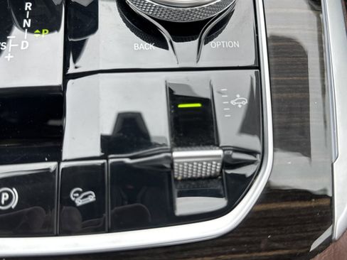 Used 2020 BMW X7 xDrive50i w/ Cold Weather Package image 79