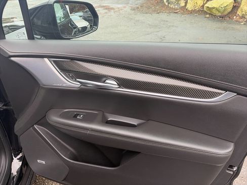 Used 2020 Cadillac XT6 Sport image 17