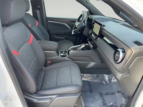 Used 2024 Chevrolet Colorado Z71 w/ Advanced Trailering Package image 25