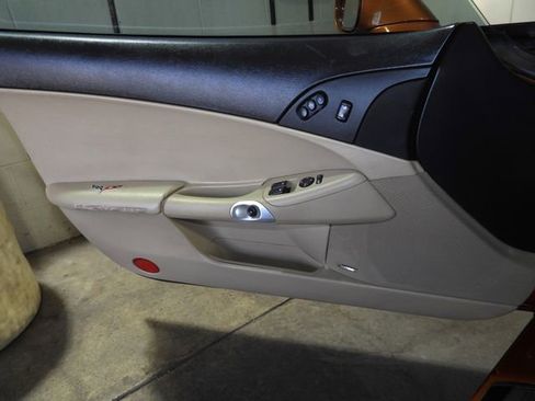 Used 2008 Chevrolet Corvette Coupe w/ Preferred Equipment Group image 23