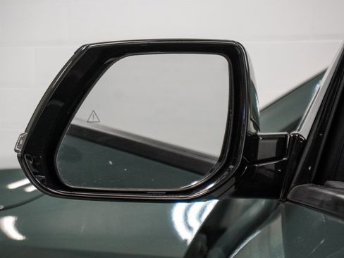 Used 2023 Kia Niro EX Touring image 45