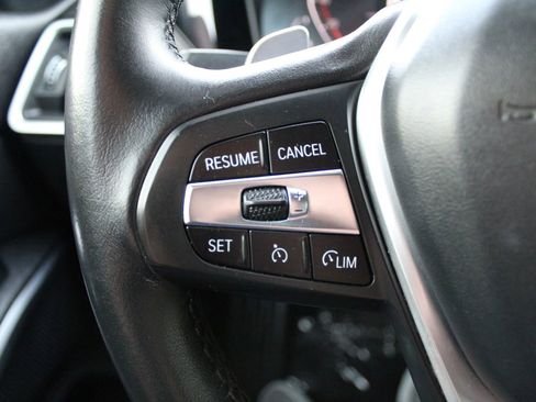 Used 2020 BMW 330i Sedan w/ Convenience Package RWD image 17