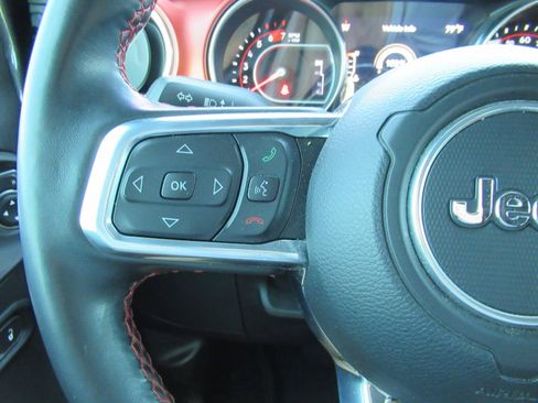 Used 2022 Jeep Wrangler Rubicon AWD/4WD image 21
