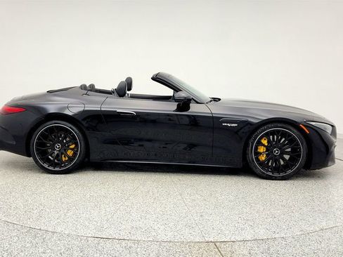 Used 2022 Mercedes-Benz SL 55 AMG 4MATIC image 4