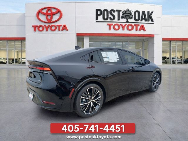 New 2027 Toyota Prius FWD image 5
