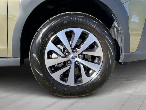 Certified 2025 Subaru Outback Premium image 33