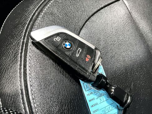Used 2016 BMW X1 xDrive28i AWD/4WD image 15