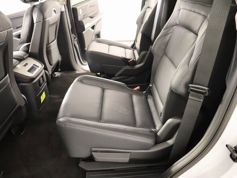 New 2025 Lincoln Navigator Reserve image 12