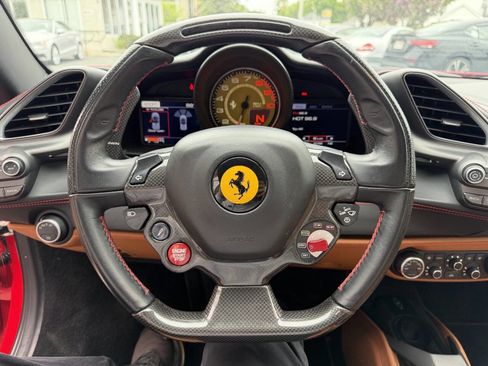 Used 2018 Ferrari 488 Spider RWD image 24