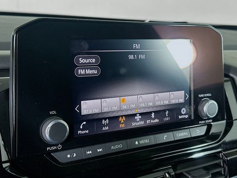 Used 2023 Nissan Pathfinder SV FWD image 19