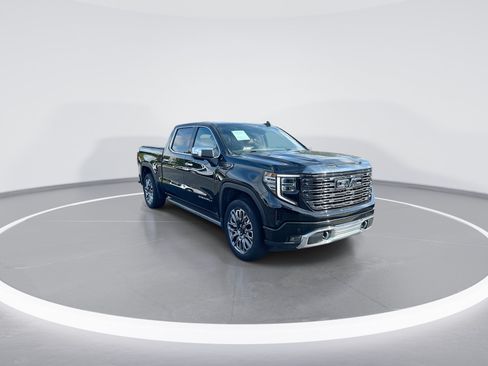Used 2024 GMC Sierra 1500 Denali Ultimate AWD/4WD image 2