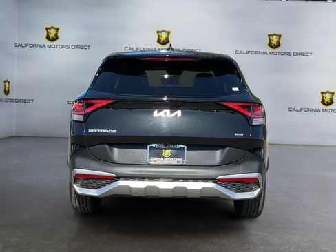 Used 2023 Kia Sportage LX FWD image 6