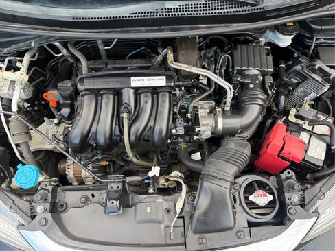 Used 2019 Honda Fit LX image 12