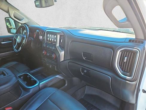 Used 2020 Chevrolet Silverado 2500 LTZ w/ LTZ Plus Package image 21