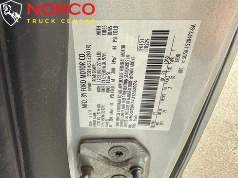 Used 2018 Ford Transit Connect XLT image 30