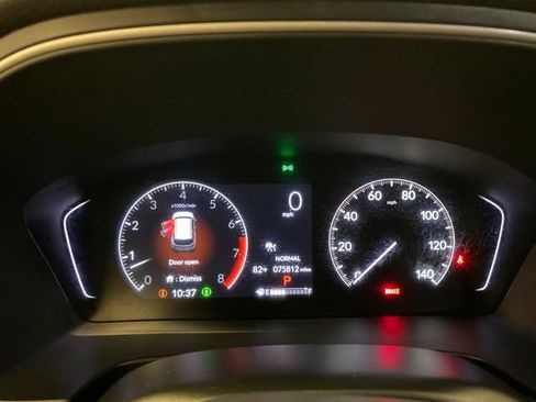 Used 2023 Honda Pilot Sport image 9