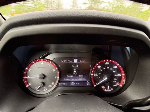 Used 2020 Nissan Titan PRO-4X w/ Pro-4x Convenience Package AWD/4WD image 25
