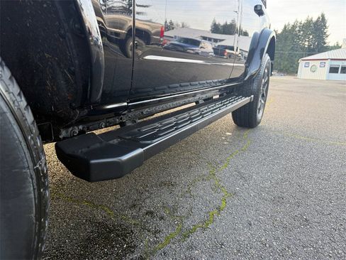 Used 2022 Ford Bronco Outer Banks image 22