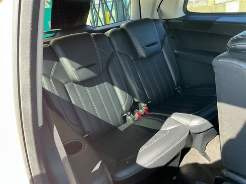 Used 2016 Mercedes-Benz GL 450 4MATIC image 39