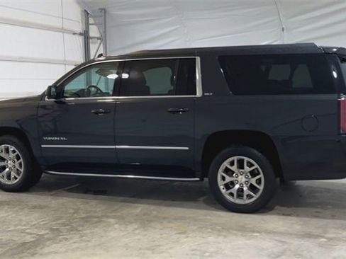 Certified 2020 GMC Yukon XL SLT w/ Open Road Package image 6