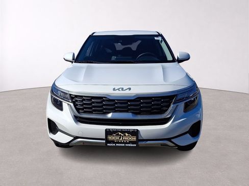 Used 2023 Kia Seltos LX AWD/4WD image 2