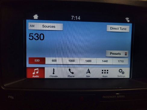 Used 2018 Ford Explorer XLT w/ Equipment Group 202A image 25