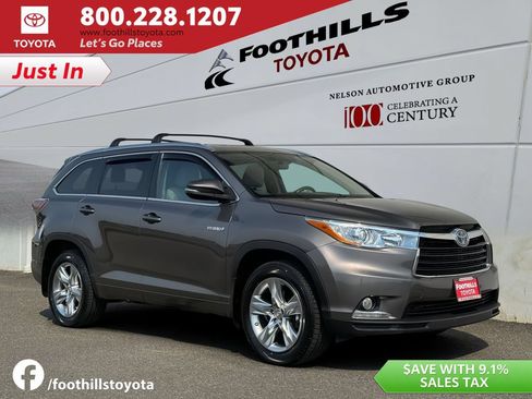 Used 2015 Toyota Highlander Limited Platinum AWD/4WD image 1