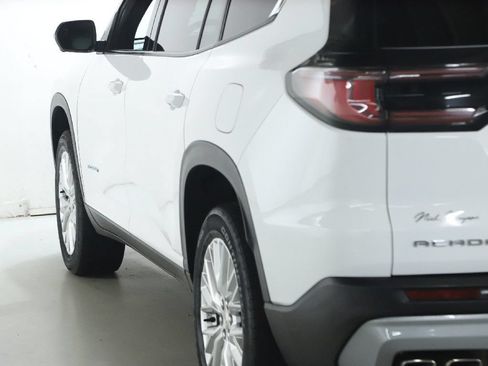 Used 2024 GMC Acadia Elevation FWD image 41