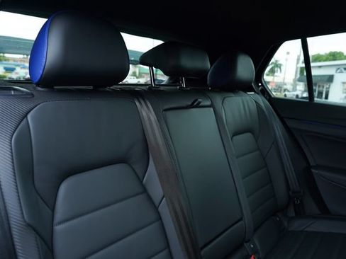 Used 2024 Volkswagen Golf R AWD/4WD image 17