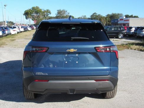 Used 2025 Chevrolet Equinox LT w/ Safety and Technology Package image 4