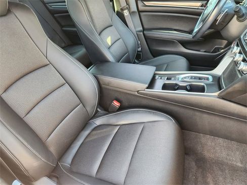 Used 2022 Honda Accord Sport image 14