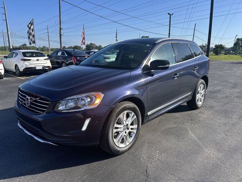 Used 2015 Volvo XC60 T5 Premier w/ Proximity Package FWD image 1