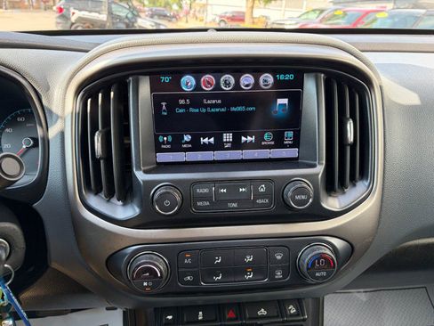 Used 2018 Chevrolet Colorado Z71 AWD/4WD image 13