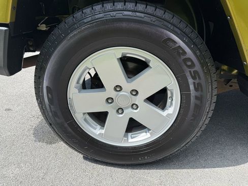 Used 2008 Jeep Wrangler Sahara image 13