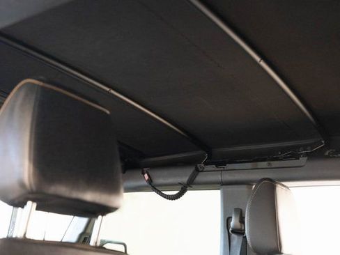 Used 2023 Ford Bronco Badlands image 24