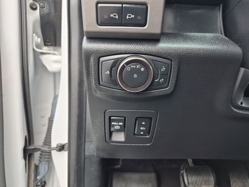 Used 2019 Ford F150 Raptor w/ Equipment Group 802A Luxury image 25