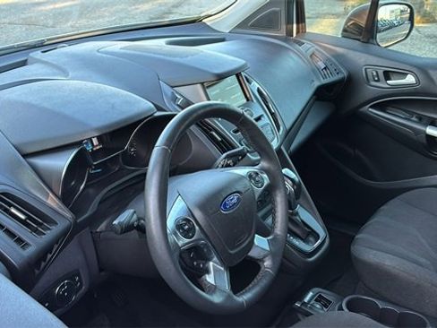 Used 2015 Ford Transit Connect XLT image 7