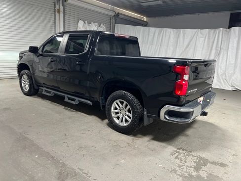 Used 2021 Chevrolet Silverado 1500 LT w/ Z71 Off-Road Package AWD/4WD image 5