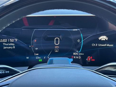 New 2026 Cadillac Optiq Luxury 1 image 24