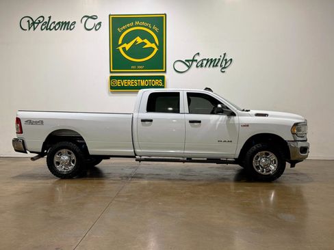 Used 2022 RAM 2500 Tradesman AWD/4WD image 9