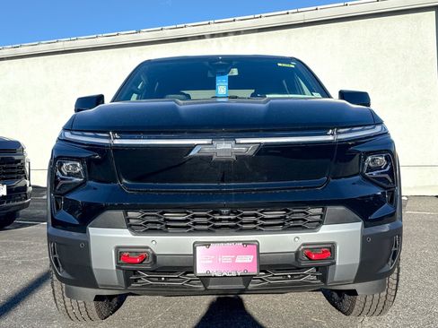 New 2026 Chevrolet Silverado EV Trail Boss w/ Plus Package image 2