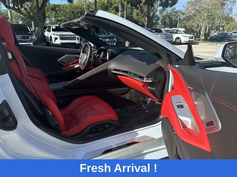 Used 2022 Chevrolet Corvette Stingray Premium Conv w/ Z51 Performance Package RWD image 29
