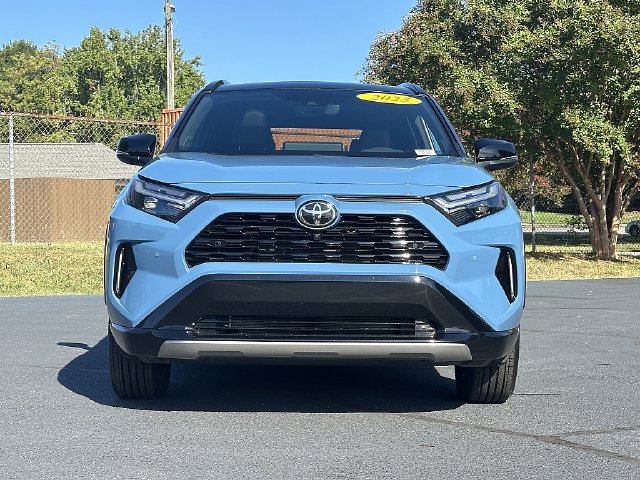 Used 2025 Toyota RAV4 XSE w/ Advanced Technology Package AWD/4WD image 2