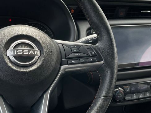 Used 2024 Nissan Kicks SR w/ SR Premium Package FWD image 15