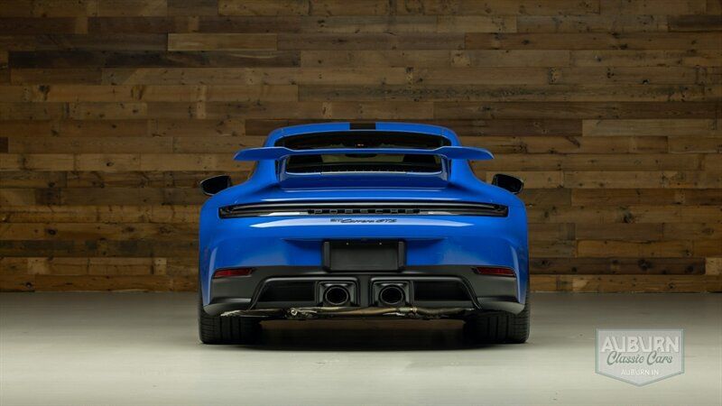 Used 2026 Porsche 911 Carrera GTS RWD image 3