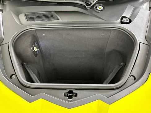 Used 2021 Chevrolet Corvette Stingray Preferred Conv w/ Z51 Performance Package image 17